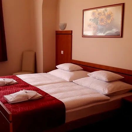 다이아나 클럽 3* 부다페스트