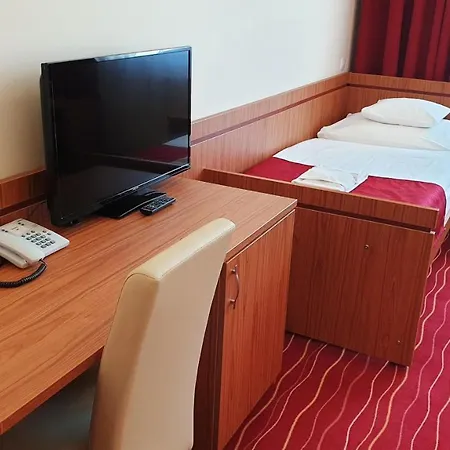 Diana Club 3* Budapeşte
