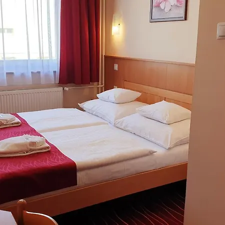 Szálloda Diana Club 3*