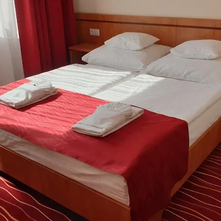 호텔 다이아나 클럽 부다페스트