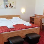 Diana Club Hotel 3*